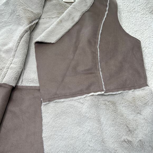 Chico's Faux Suede Brown Beige Patchwork Vest Size 2 - Picture 4 of 11
